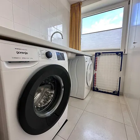 Sky & Homes Springtide I Helle Mit Balkon Und Tennisplatz *